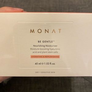 Monat Moisturizer